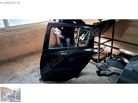 Renault Clio Depo Kapağı çıkma parça