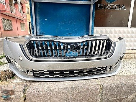 Skoda Octavia Ön Tampon çıkma parça