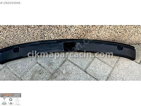 Tesla Model Y Bagaj Kilit Plastiği çıkma parça