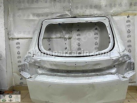 Tesla Model Y Bagaj çıkma parça