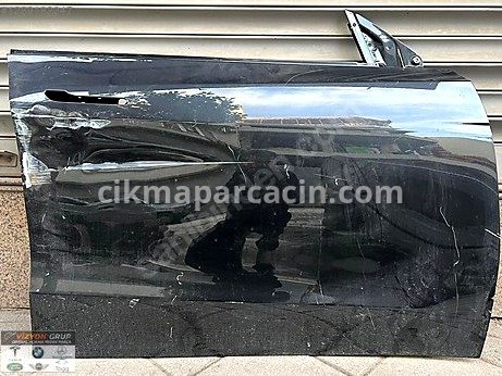 Tesla Model Y Kapı (Ön Sağ) çıkma parça