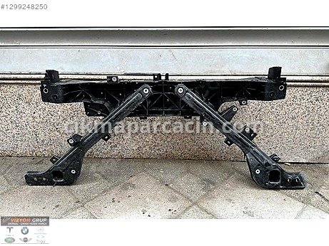 Tesla Model Y Ön Panel çıkma parça