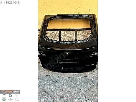 Tesla Model Y Bagaj Kapağı çıkma parça - VİZYON GRUP ORJİNAL ÇIKMA YEDEK PARÇA İstanbul