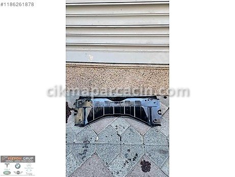 Tesla Model Y Arka Panel çıkma parça
