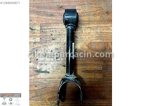 Tesla Model Y Denge Kolu çıkma parça