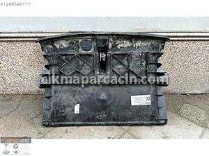 Tesla Model Y Juniper 1982489-00-D Radyatör Hava Maskesi