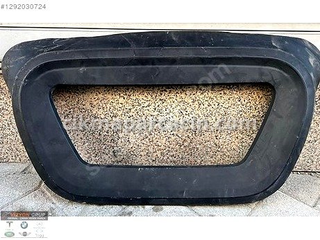 Tesla Model Y Kaput çıkma parça