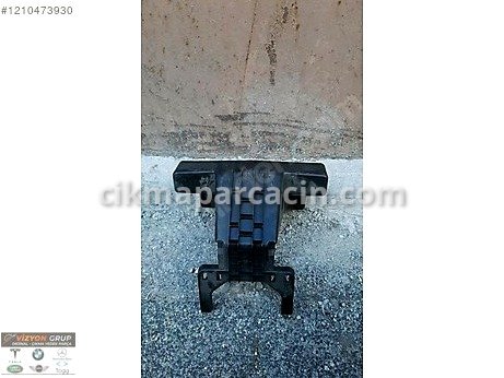 Tesla Model Y Bakalit çıkma parça