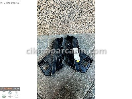 Tesla Model Y Far Braketi çıkma parça