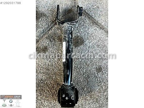 Tesla Model Y Bağlantı Kolu çıkma parça