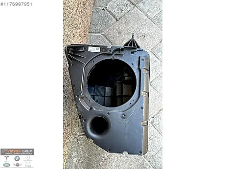 Tesla Model Y Komple Sunroof çıkma parça - VİZYON GRUP ORJİNAL ÇIKMA YEDEK PARÇA İstanbul