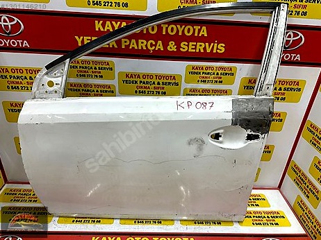 Toyota Auris Kapı (Ön Sol) çıkma parça