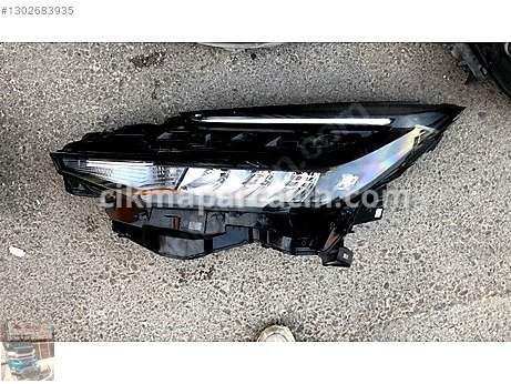 Toyota C-HR Sol Ön Far çıkma parça