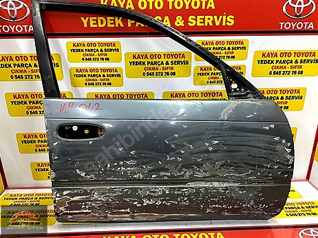Toyota Corolla Kapı (Ön Sağ) çıkma parça