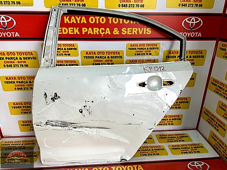 Toyota Corolla Kapı (Arka Sol) çıkma parça