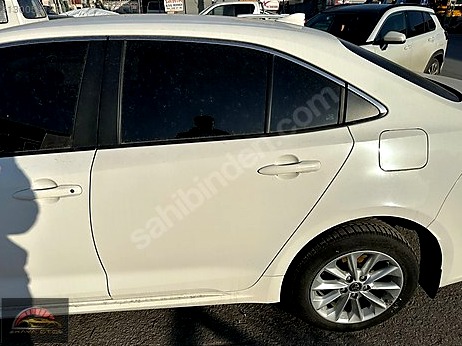 Toyota Corolla Kapı (Arka Sol) çıkma parça