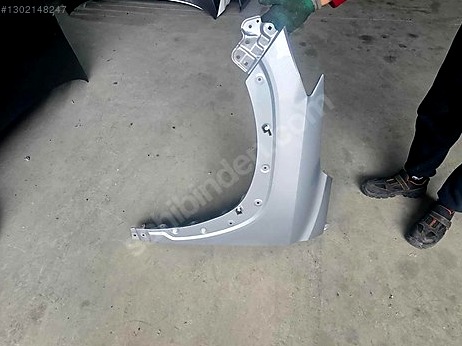 Toyota Corolla Çamurluk (Ön) çıkma parça