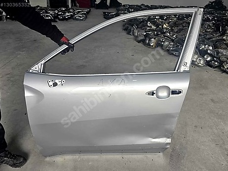 Toyota Corolla Kapı (Ön Sol) çıkma parça