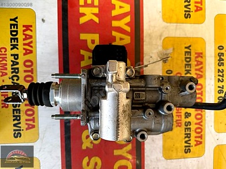 Toyota Corolla Fren Ana Merkezi çıkma parça