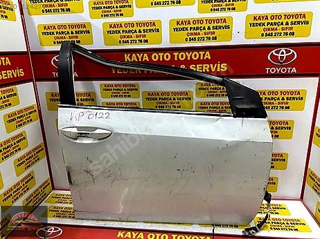 Toyota Corolla Kapı (Ön Sağ) çıkma parça