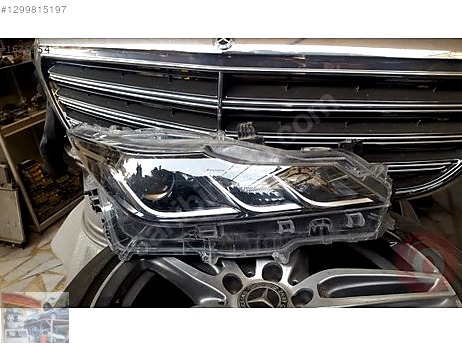 Toyota Corolla Sol Ön Far çıkma parça