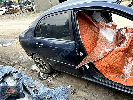 Toyota Corolla Kapı (Arka Sağ) çıkma parça