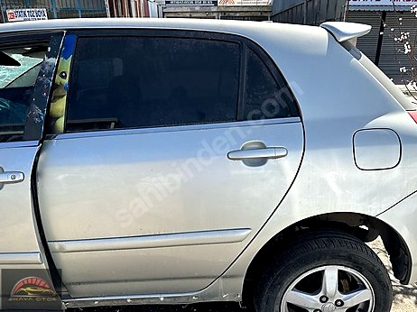 Toyota Corolla Kapı (Arka Sol) çıkma parça