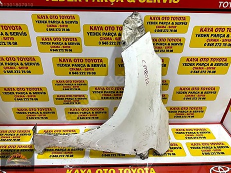 Toyota Corolla Çamurluk (Ön) çıkma parça