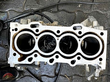 Toyota Avensis Blok çıkma parça