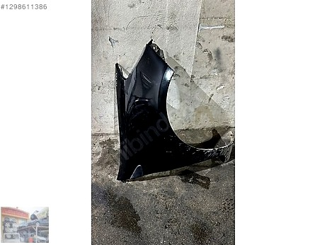 Renault Clio Çamurluk (Ön) çıkma parça