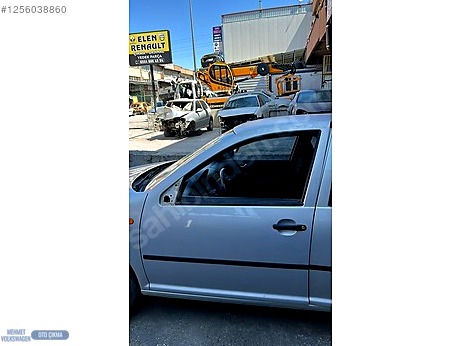 Volkswagen Golf Kapı (Ön Sol) çıkma parça