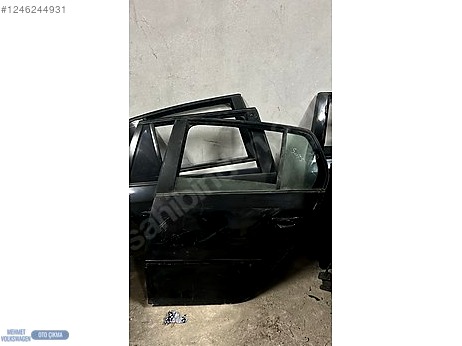 Volkswagen Golf Kapı (Arka Sol) çıkma parça