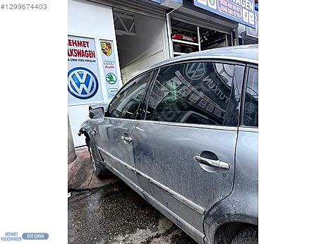 Volkswagen Passat Kapı (Arka Sol) çıkma parça