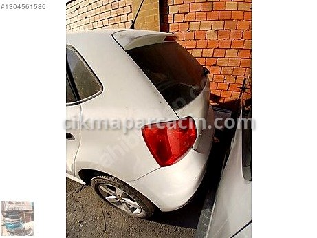 Volkswagen Polo Çamurluk (Arka) çıkma parça