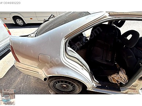 Volkswagen Bora Çamurluk (Arka) çıkma parça