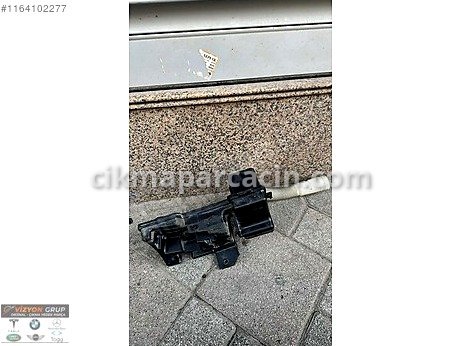 Volkswagen Tiguan Cam Suyu Deposu çıkma parça