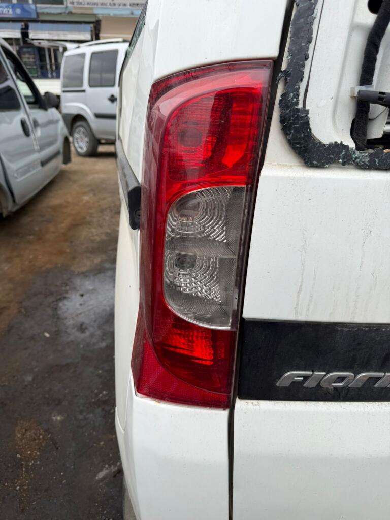 Fiat Fiorino Stop Lambası çıkma parça