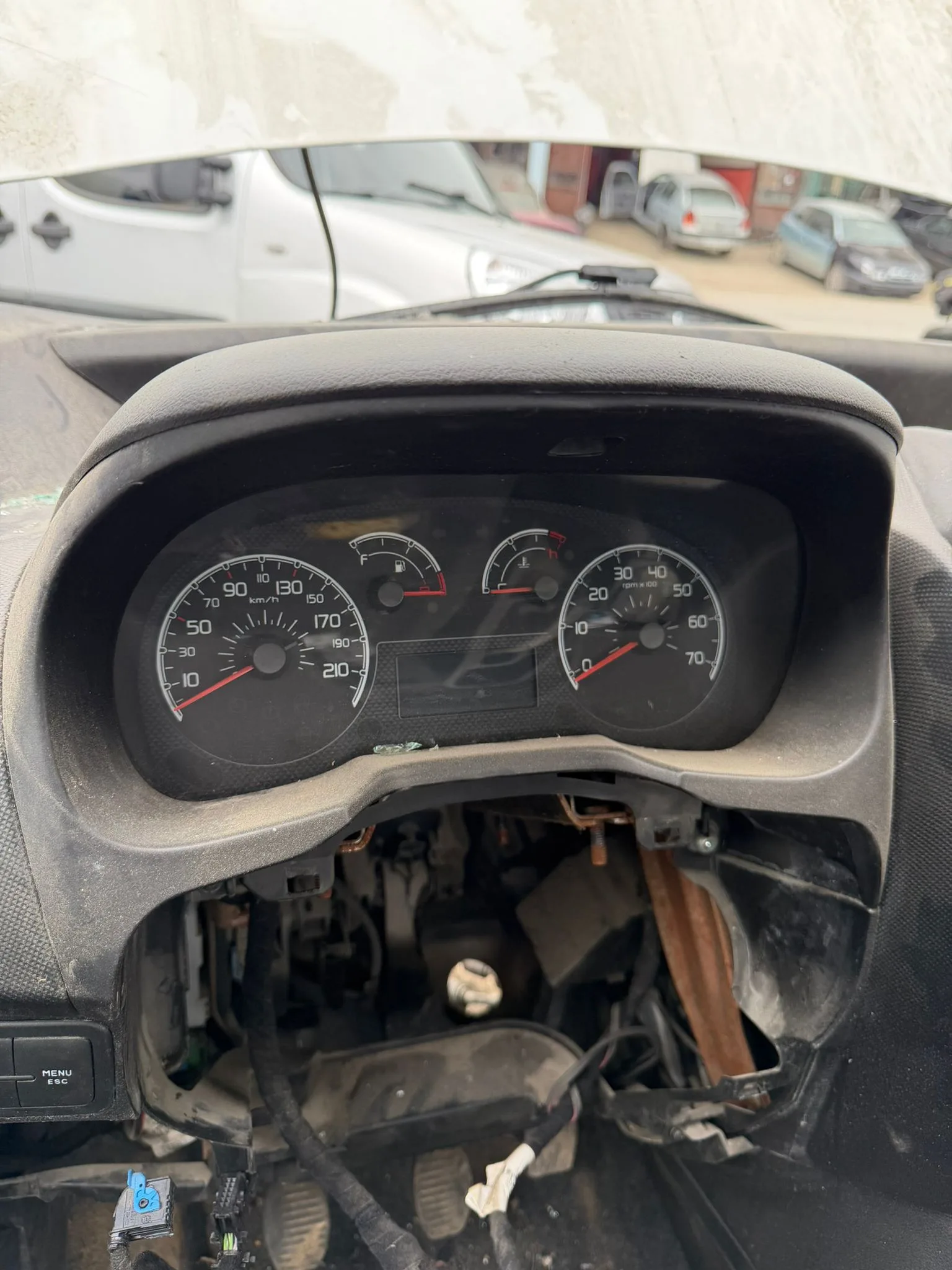 Fiat Fiorino Gösterge Paneli çıkma parça - AKMAN OTO ÇIKMA Sakarya