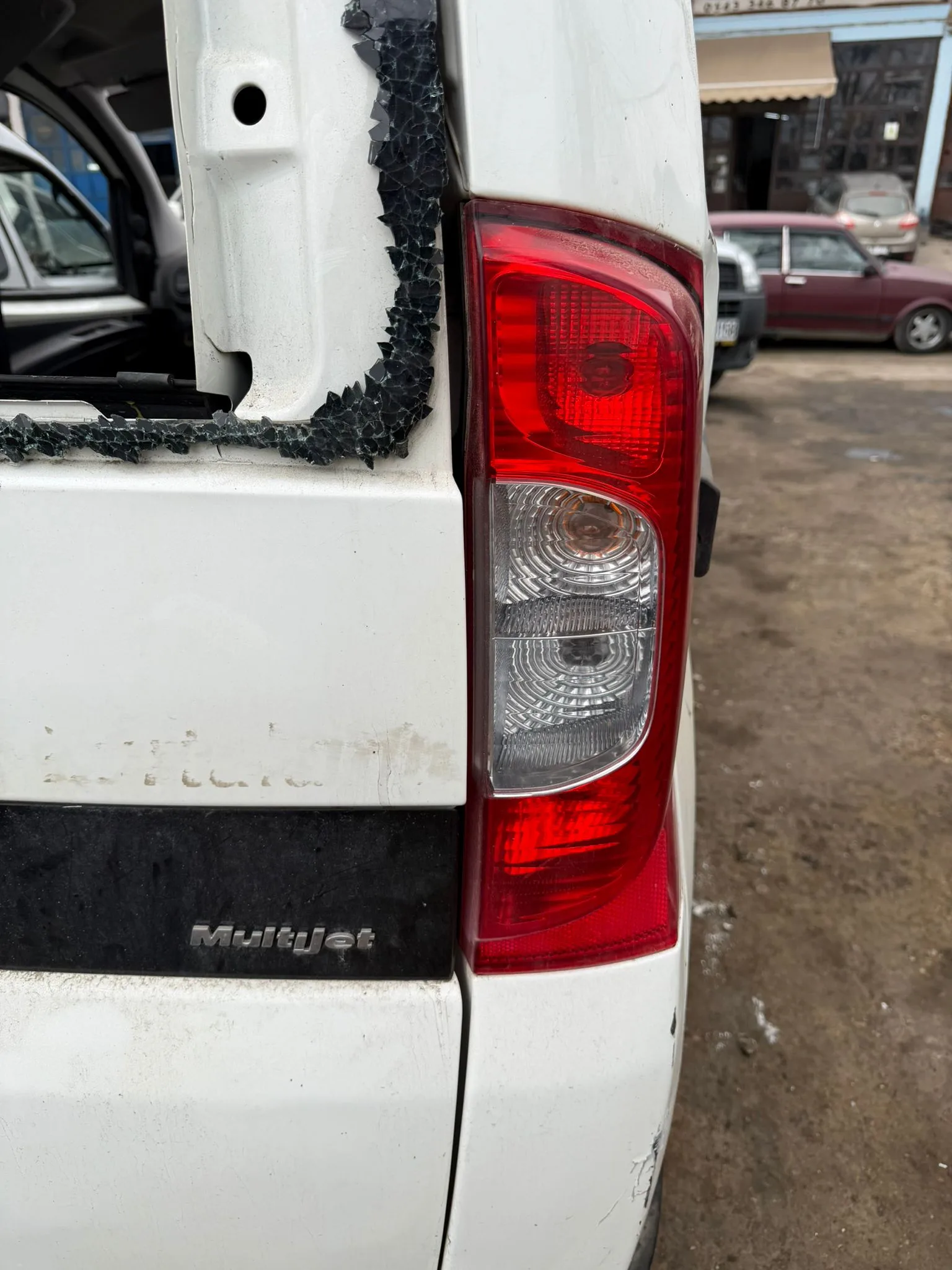 Fiat Fiorino Stop Lambası çıkma parça - AKMAN OTO ÇIKMA SAKARYA