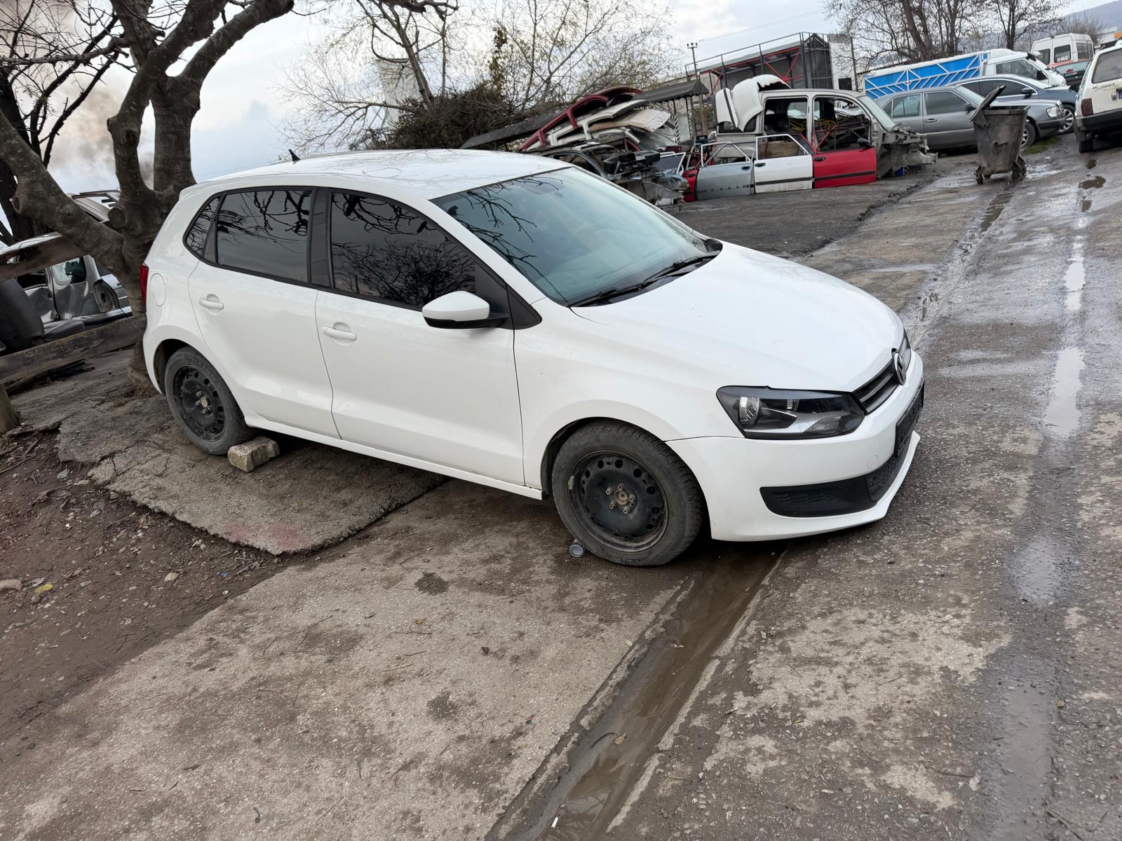 Volkswagen Polo Sağ Ön Far çıkma parça