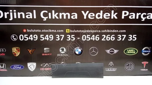 Audi̇ Q3 Sol Arka Kapi Bandi 8U0853969 - Çıkma İzmir