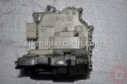 Audi Q3 Kapı Kilidi çıkma parça