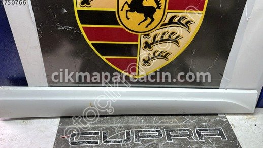 Audi Q5 Kapı Bandı & Çıtası çıkma parça