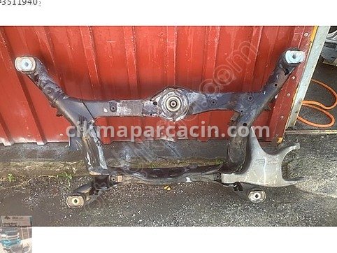Audi Q5 Travers çıkma parça