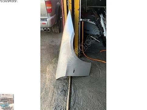 BMW 3 Serisi Arka Çamurluk çıkma parça - ANKA OTO YEDEK PARÇA İZMİR