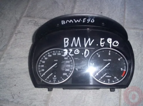 BMW 5 Serisi Gösterge Paneli çıkma parça - ÇIKMACI 41 KOCAELİ