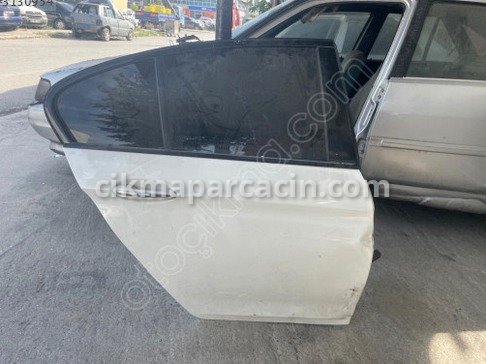 BMW 5 Serisi Sağ Arka Kapı çıkma parça