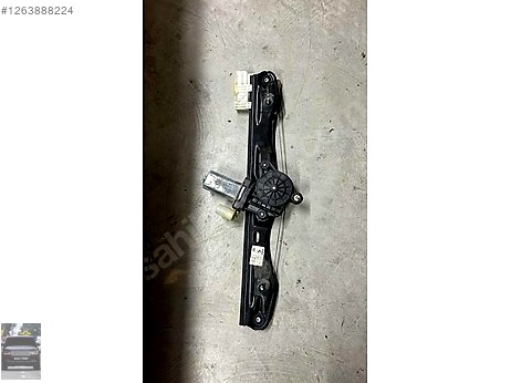 BMW 3 Serisi Cam Krikosu çıkma parça