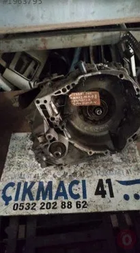 Mitsubishi Carisma Şanzıman Komple çıkma parça - ÇIKMACI 41 KOCAELİ