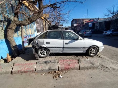 Opel Astra Kapı Sacı çıkma parça - SARI MEHMET OTO YEDEK PARÇA Konya